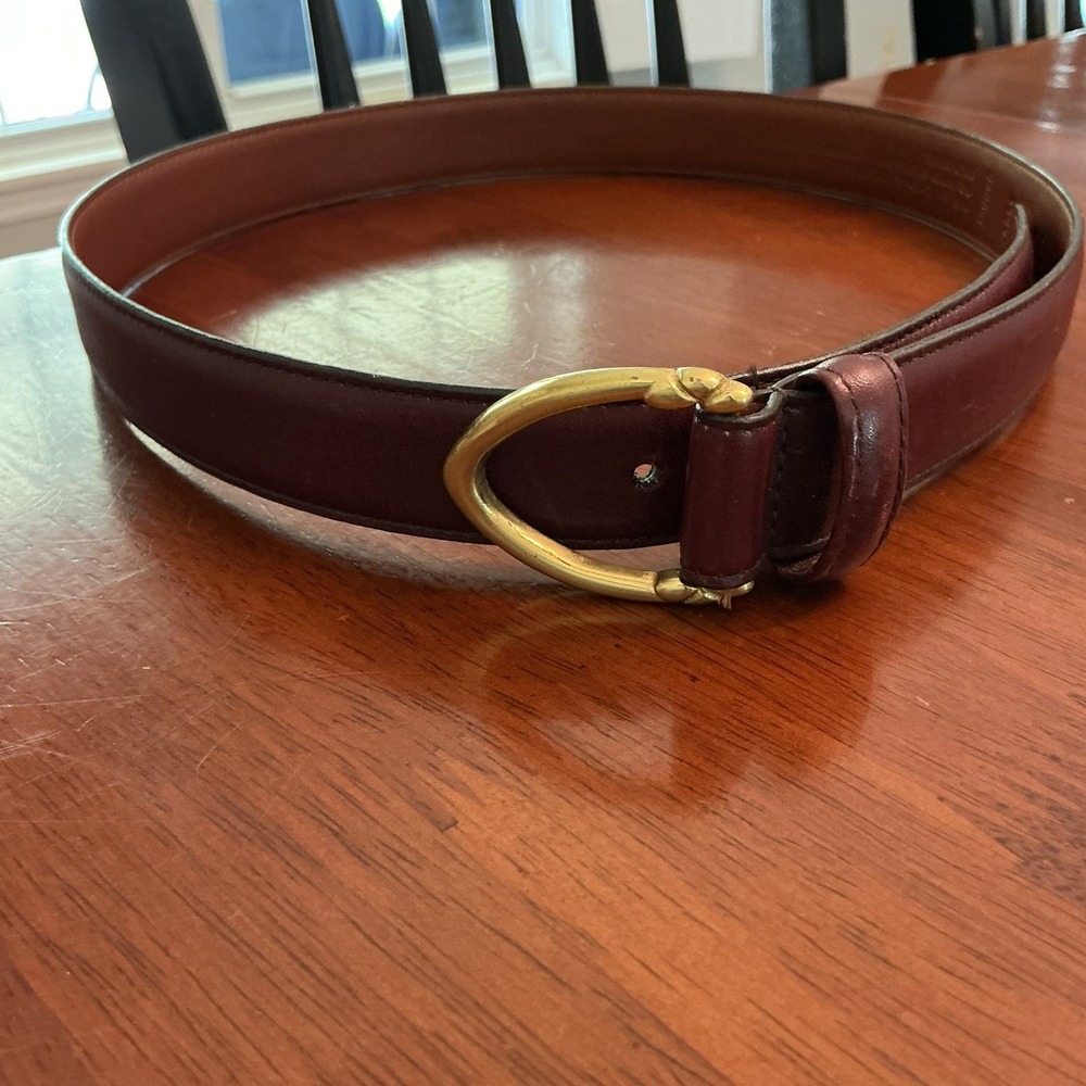 Coach Women's Medium Brown Leather Belt